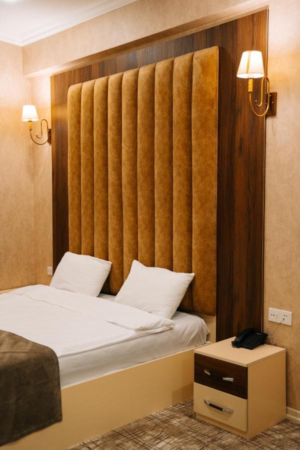 The Clocktower Hotel Baku Exterior foto