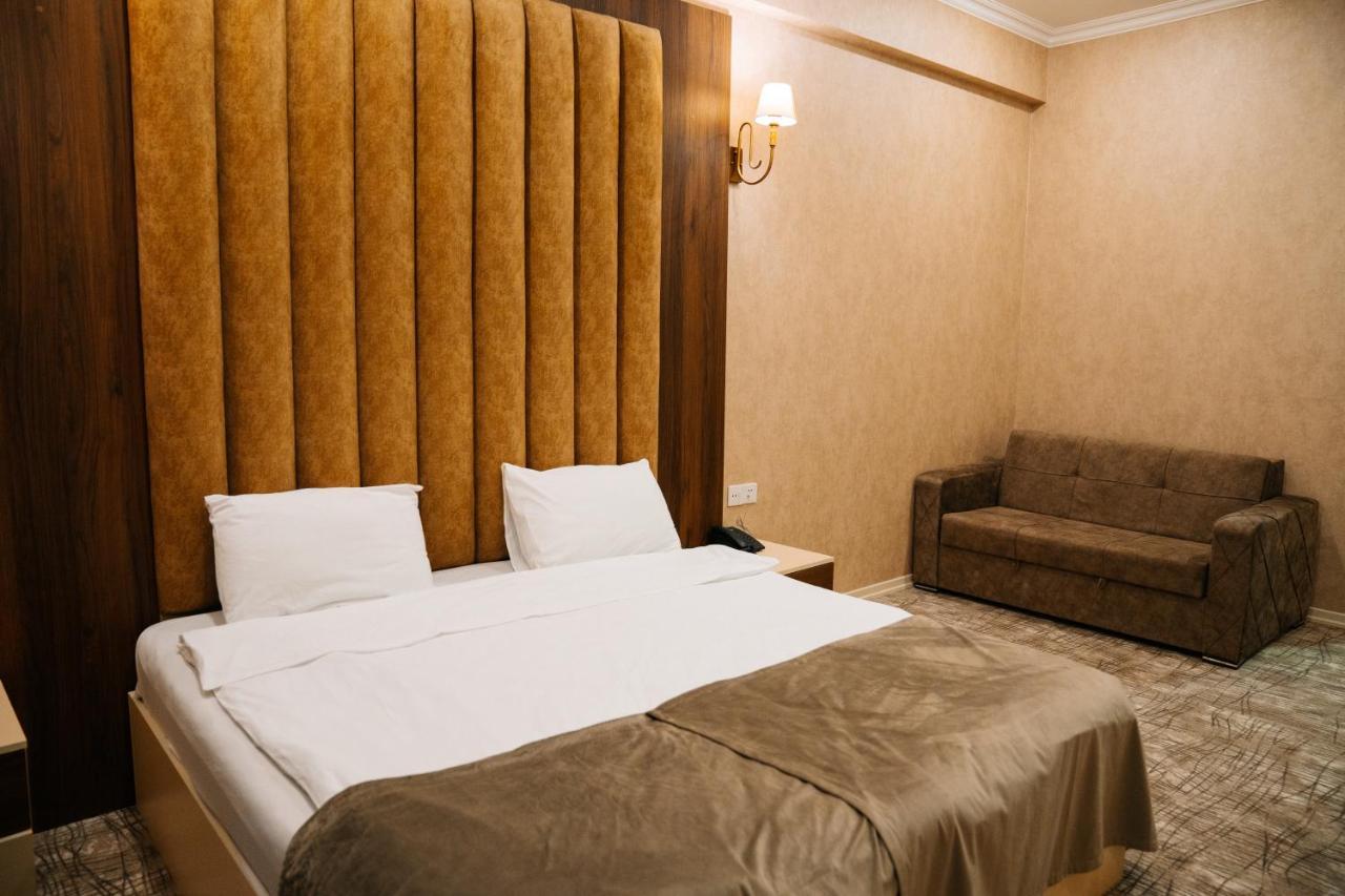 The Clocktower Hotel Baku Exterior foto